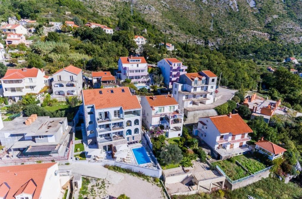 Apartments Villa Capitano Mlini Eksteriør bilde