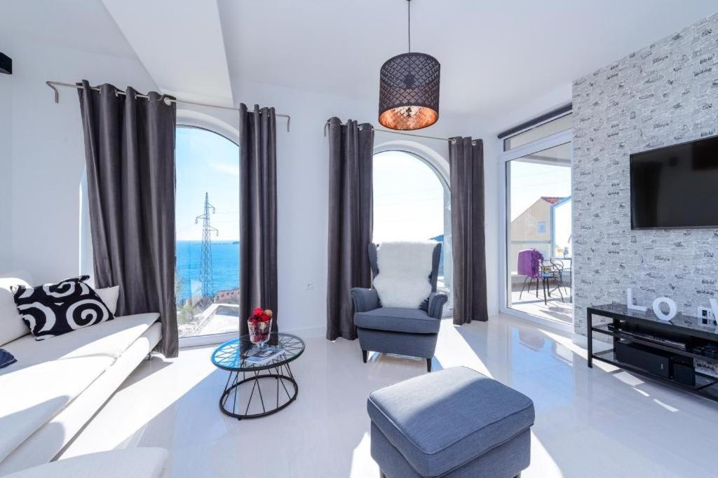 Apartments Villa Capitano Mlini Eksteriør bilde
