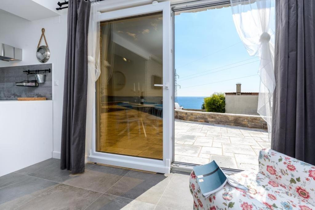 Apartments Villa Capitano Mlini Eksteriør bilde