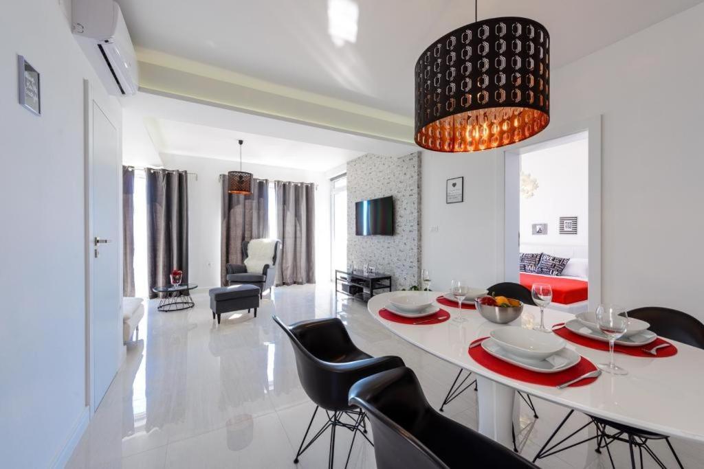Apartments Villa Capitano Mlini Rom bilde